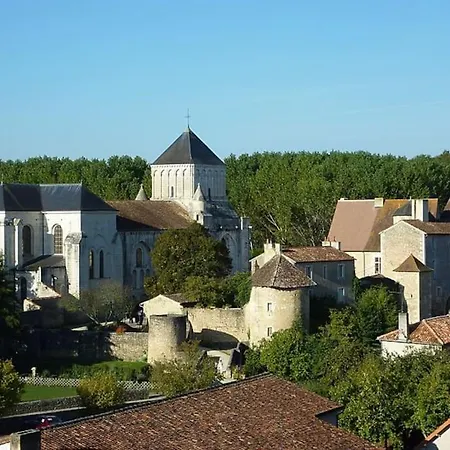 Holiday home Le Grand Bourneau - Charme & Fraicheur - 20 Min Futuroscope