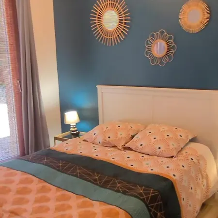 Holiday home Le Grand Bourneau - Charme & Fraicheur - 20 Min Futuroscope Nouaille-Maupertuis
